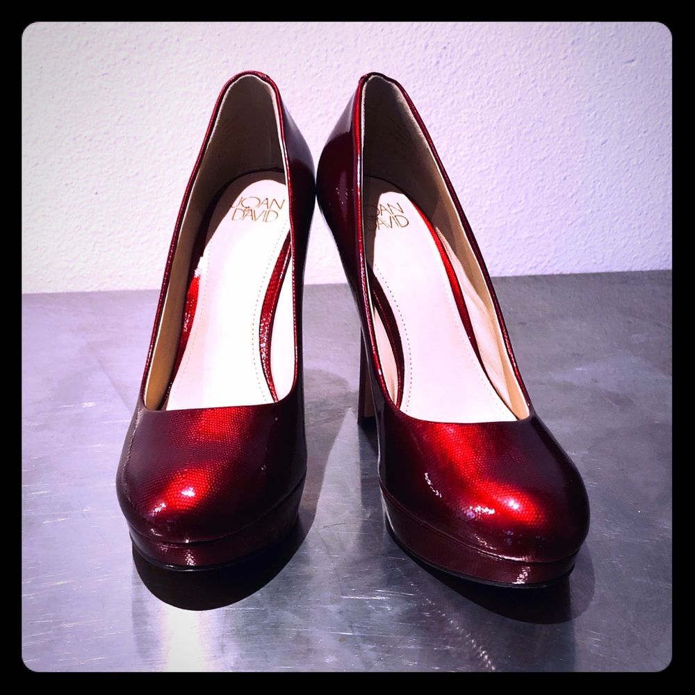 Sexy HEELS! Joan & David Red Patent Platform Pumps